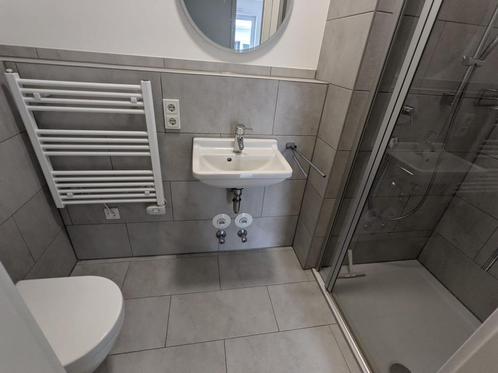 Penthouse-Wohnung in Bergisch Gladbach - Gut angebunden und nahe zur Stadtmitte - Foto 3