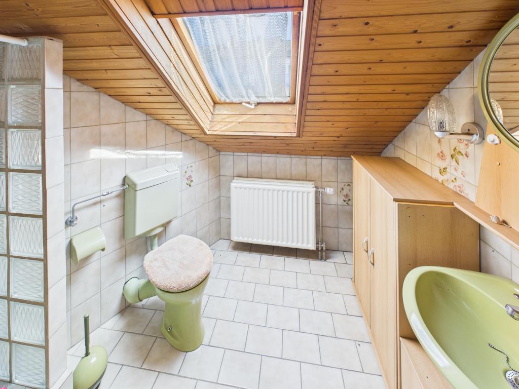 Badezimmer DG