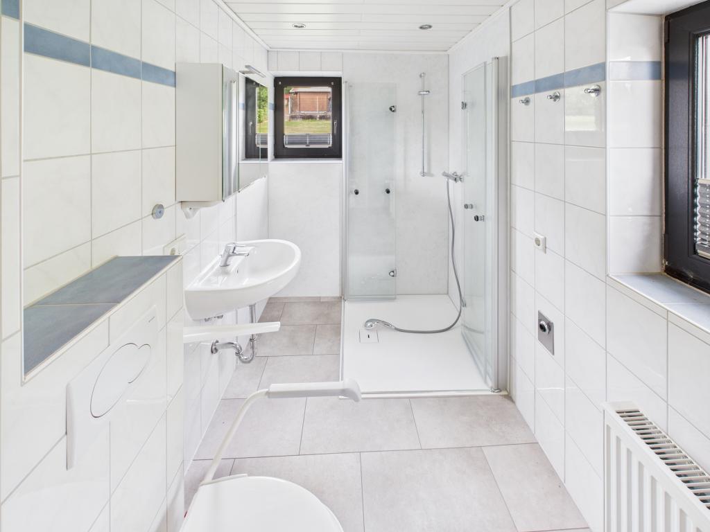 Badezimmer Erdgeschoss