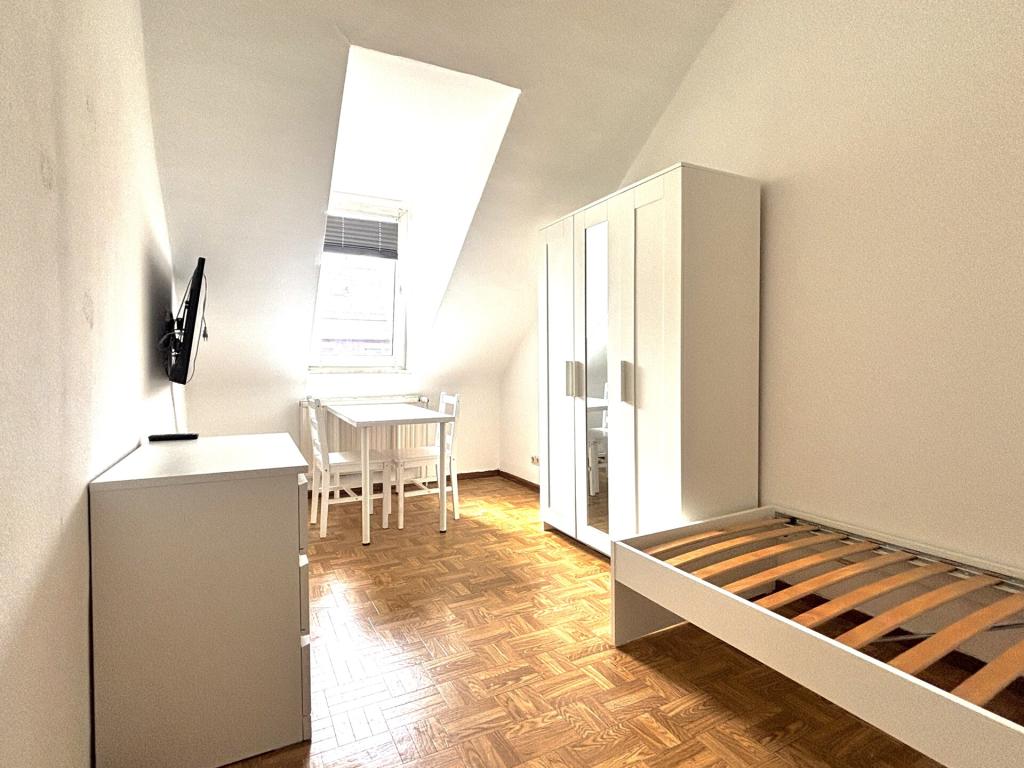 Zentrales Wohnen: 2 Zimmer in möblierter 2-Zimmer WG in Karlsruhe - Photo 1
