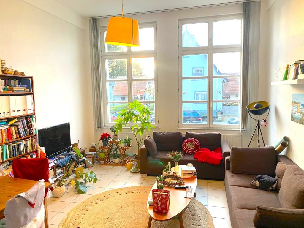 Helles Appartement mit Stellplatz und Einbauküche - Photo 2
