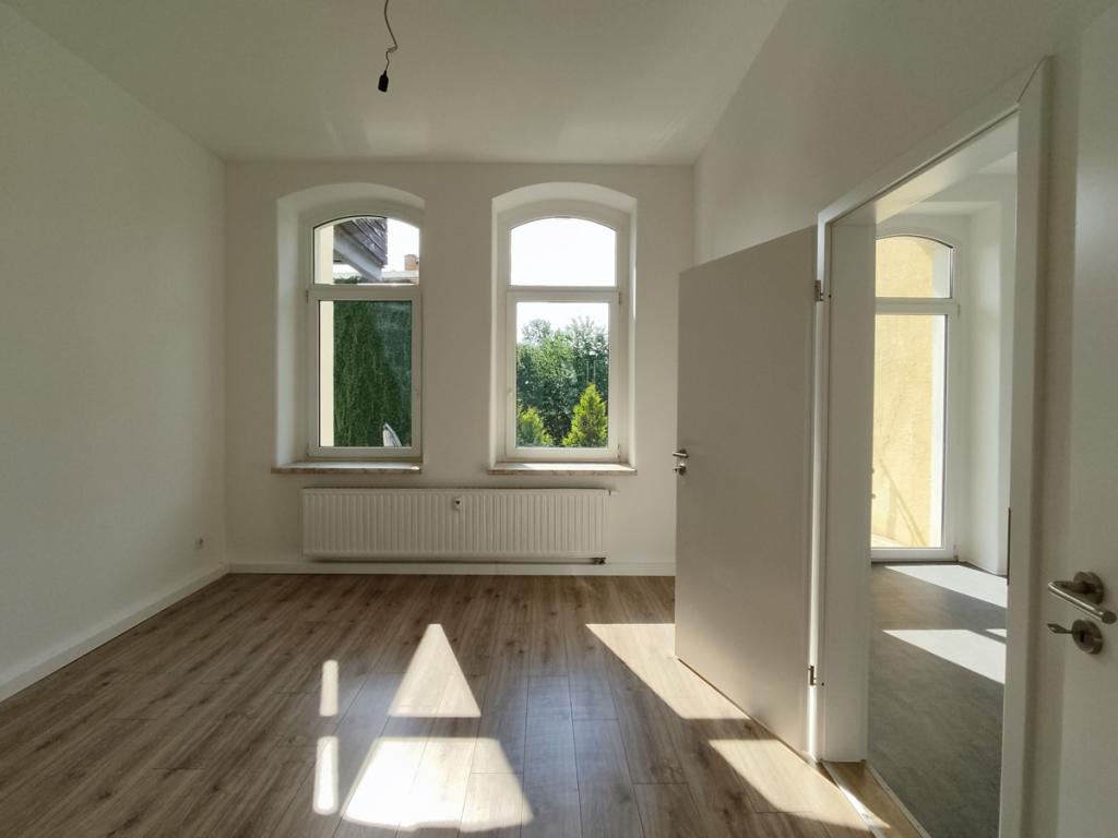 Schöne 2-Zi.-Wohnung mit Balkon - neu renoviert! - Photo 3