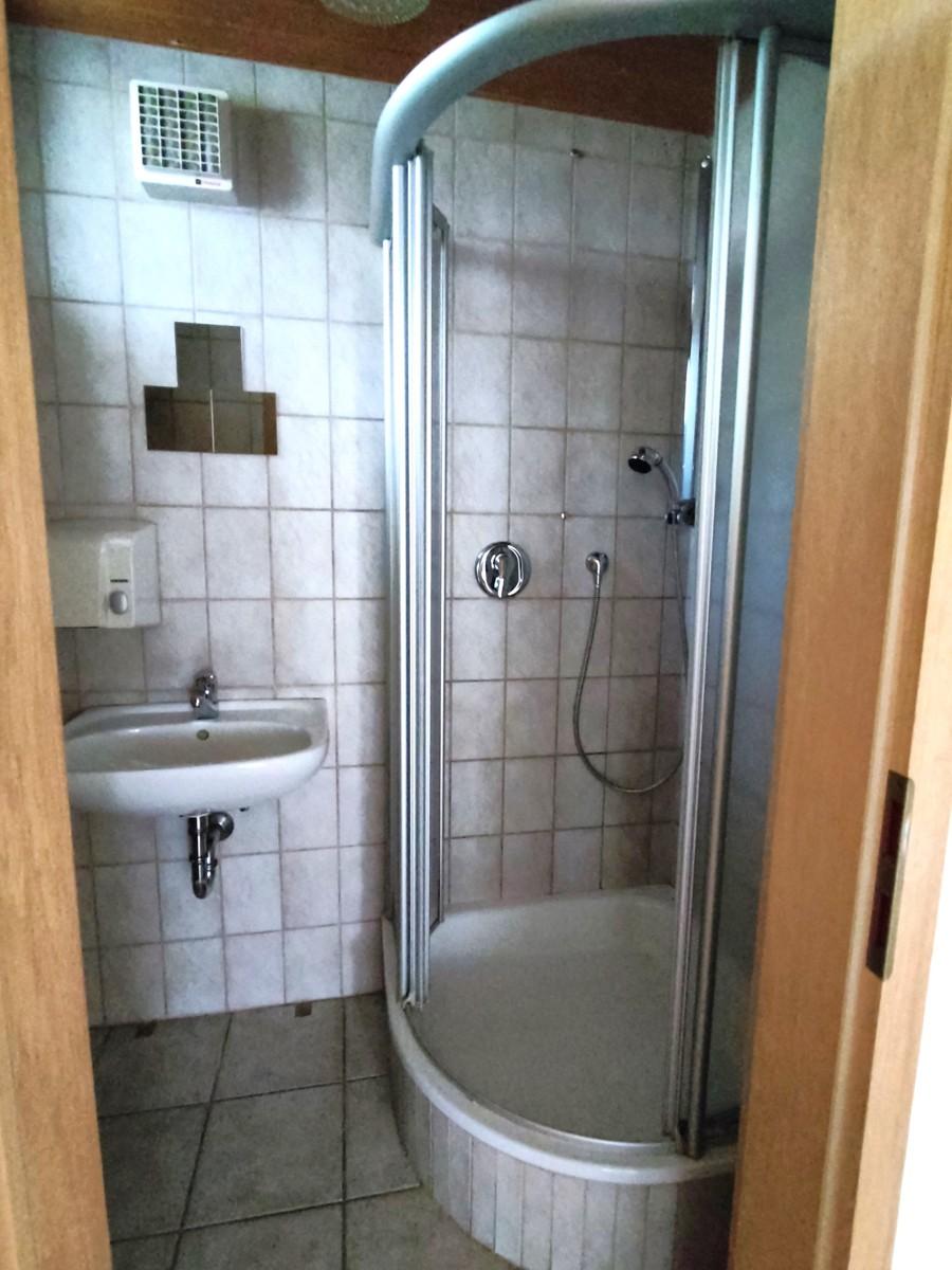 Dusche, EG