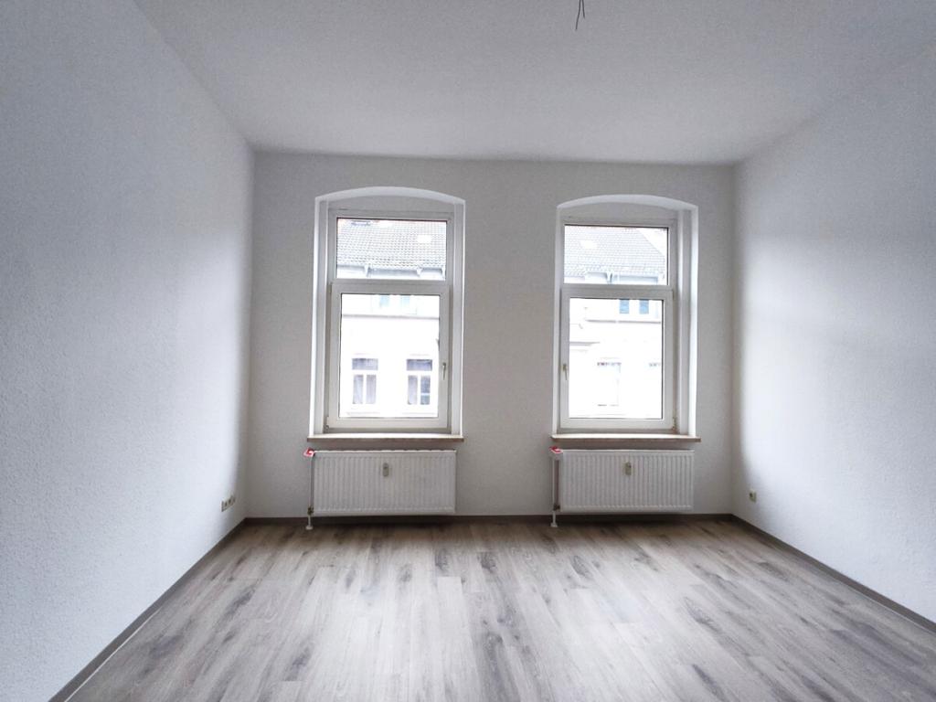 Neu renovierte 2-Zi.-Wohnung mit Einbauküche -zentrumsnah! - Foto 1