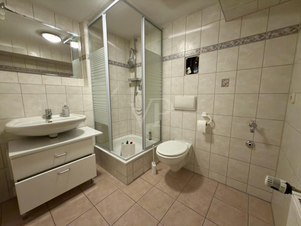zentralgelegene 2 - Zimmer Wohnung mit Müritzblick, ideal für Ein- und Zweipersonenhaushalte - Photo 3