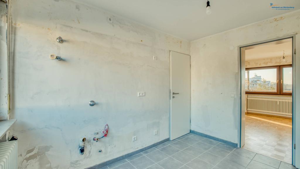 Blick von der Küche Richtung Wohnzimmer 