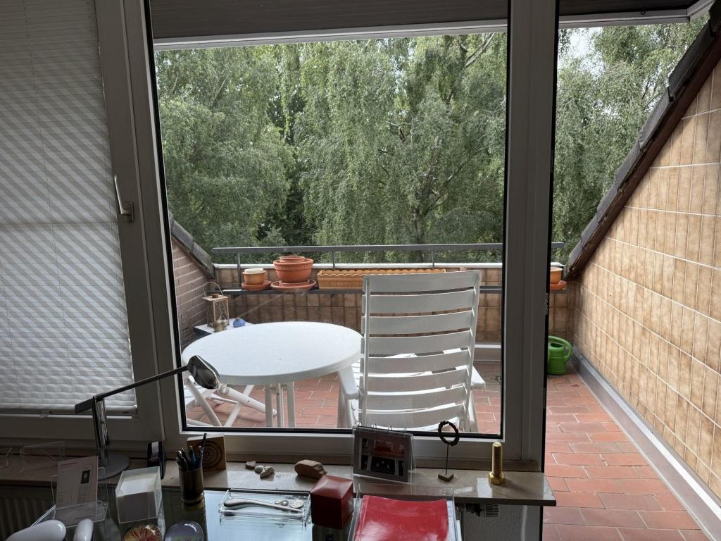Balkon oberer Wohnung