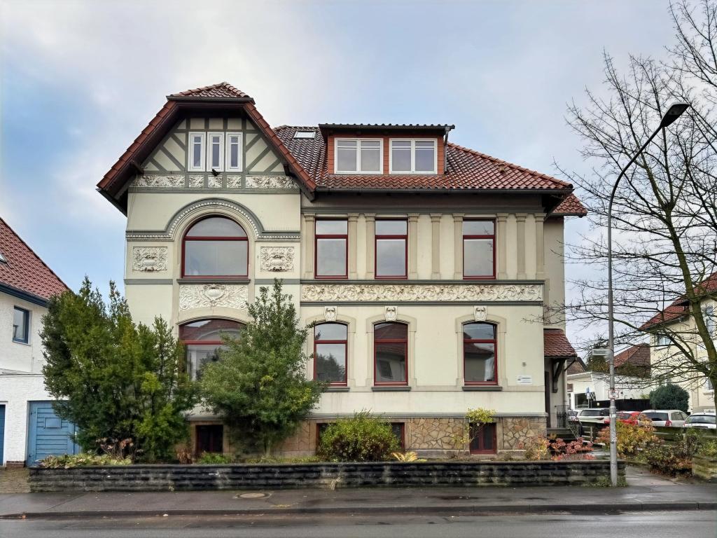 Charmante Altbauwohnung in Bahnhofsnähe - Foto 4