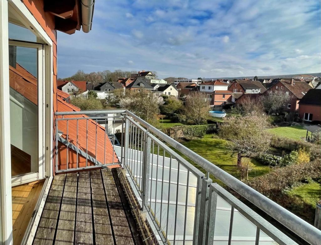 Charmante Altbauwohnung in Bahnhofsnähe - Foto 1