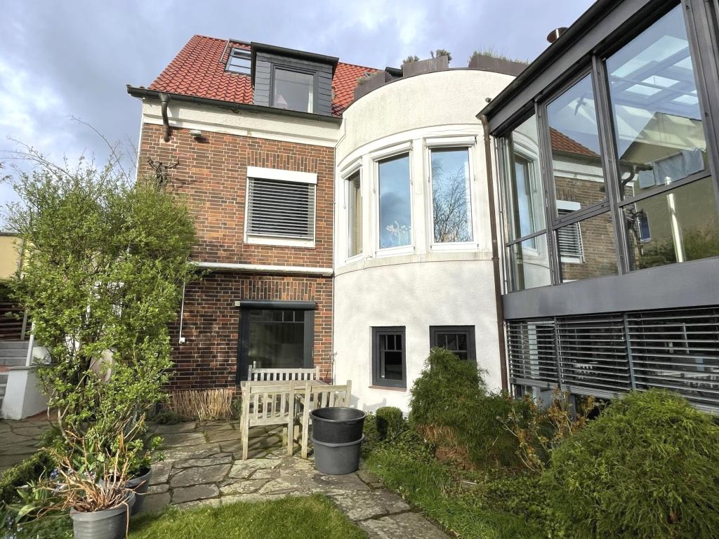 Hildesheim: Moderne Souterrainwohnung mit Terrasse und Garage am Galgenberg - Foto 1