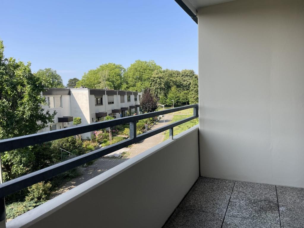 1-Zimmer-Mietwohnung mit Balkon und Tiefgaragenstellplatz - Foto 2