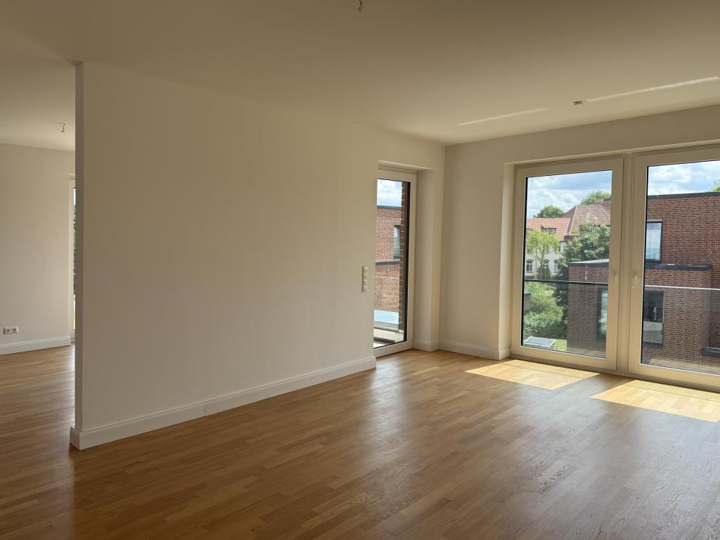 Allerinsel: Moderne 2,5-Zimmer-Wohnung mit Einbauküche und zwei Loggien - Foto 1