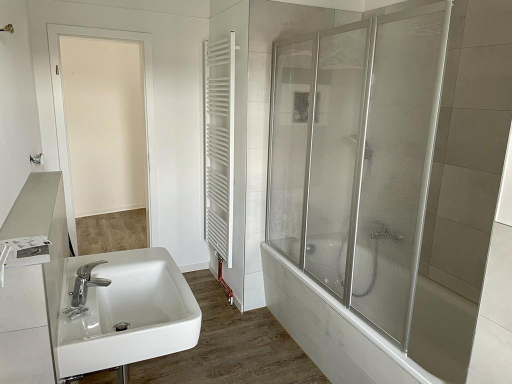 Zweitbezug: Helle 2‑Zimmer‑DG‑Wohnung – 5 Min. zum agra‑Park, 8 Min. zum Cossi - Foto 2