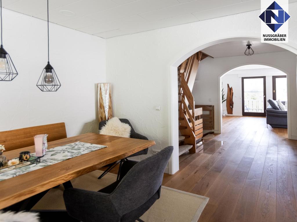 Blick zum Wohnzimmer