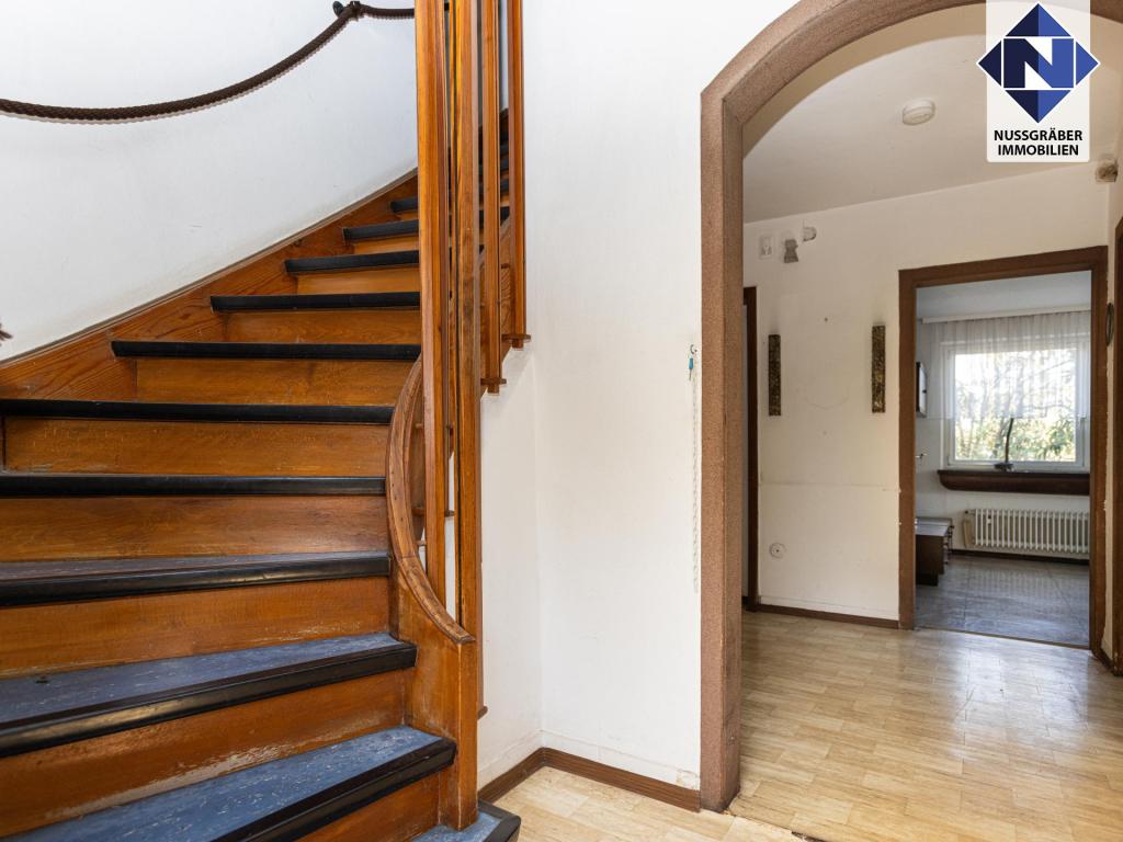Treppe ins DG