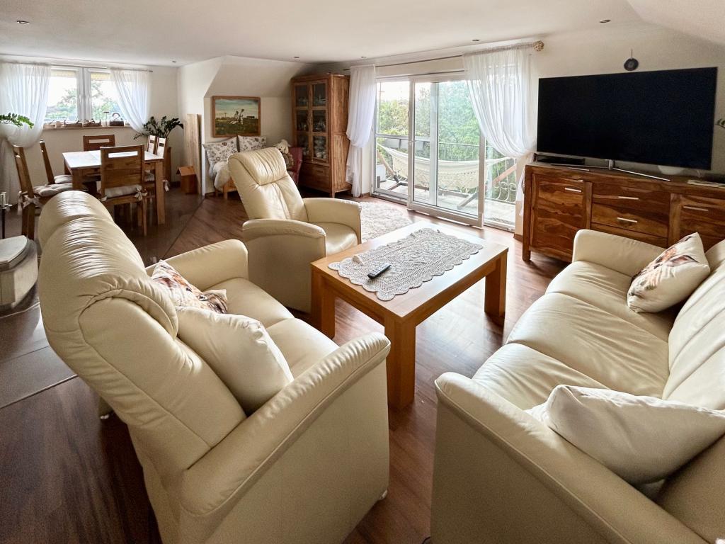 Wohnzimmer DG