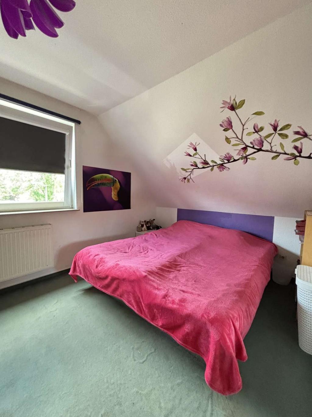 Schlafzimmer 1