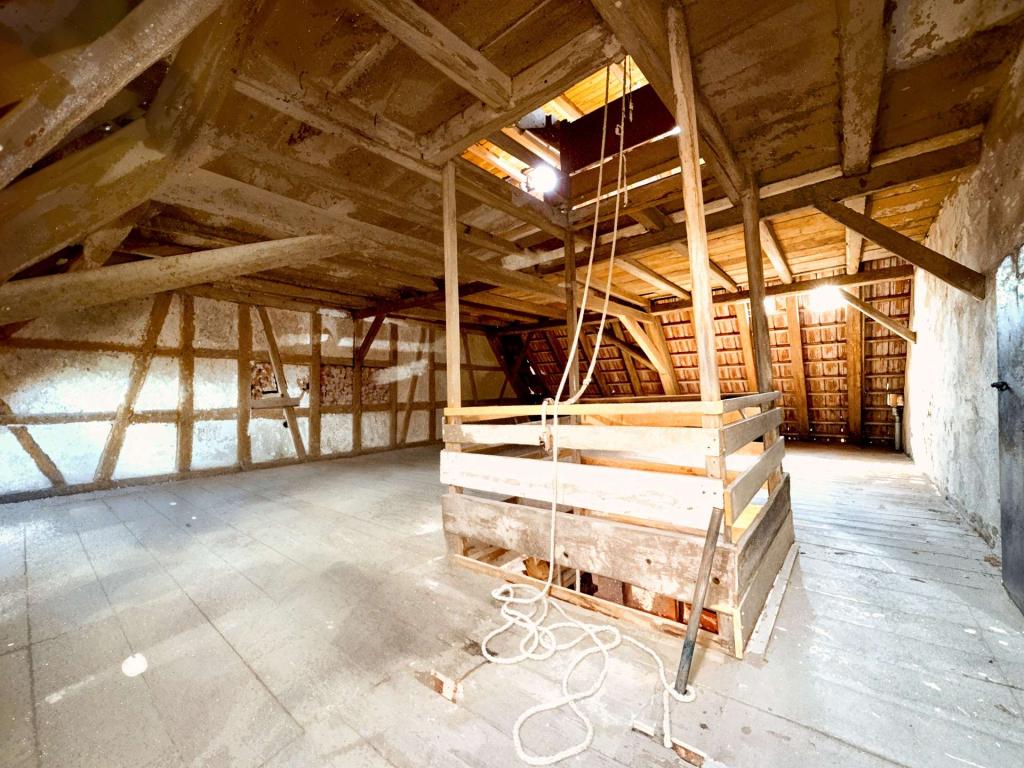 DG1 - Heuboden