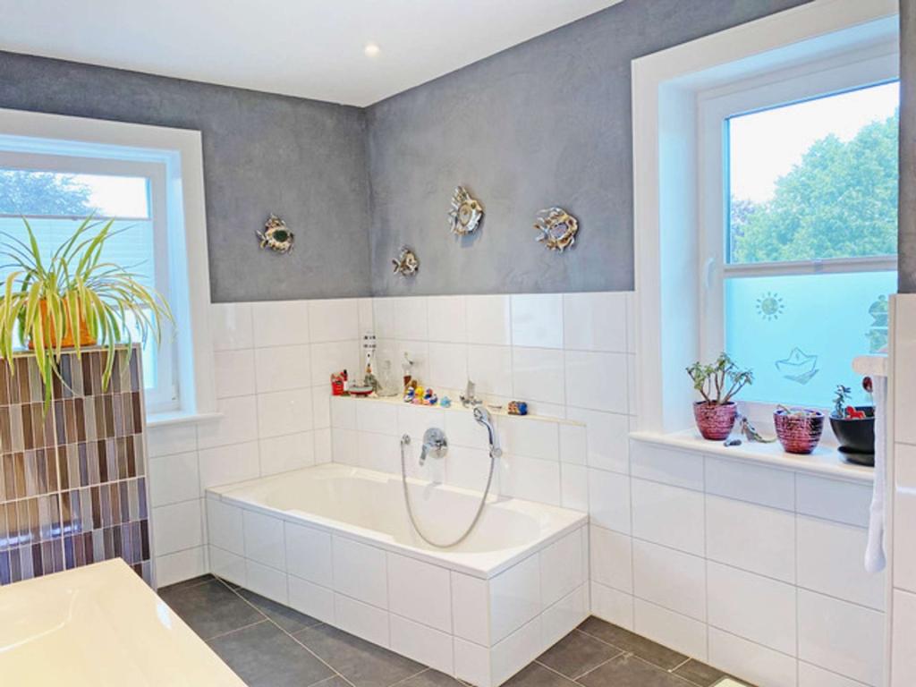 Badezimmer 1. OG