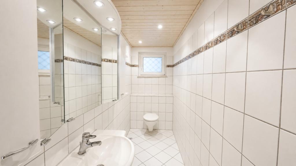 Großzügige 2 Zimmer Wohnung mit Garten und Terrasse, optional vollmöbliert - Foto 2