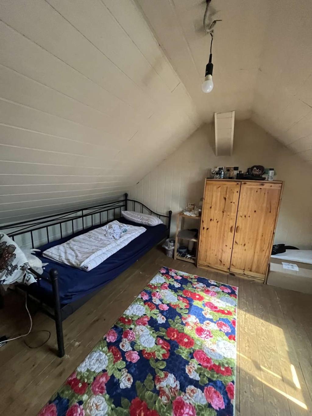 Zimmer OG, Whg 1
