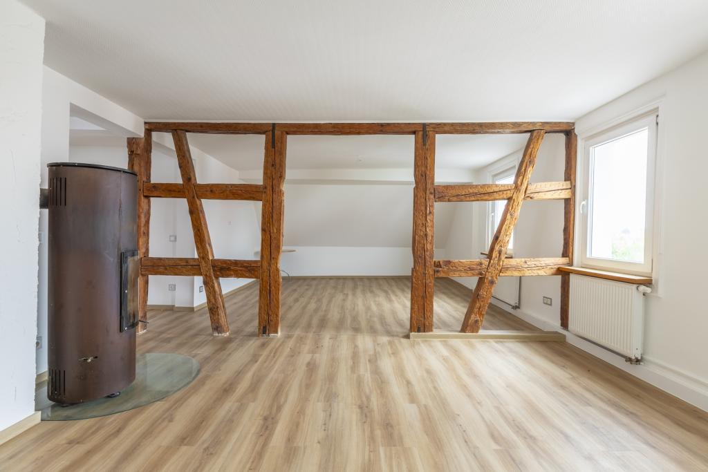 Wangen: Saniertes Penthouse mit gehobener Ausstattung und Einbauküche - Photo 2