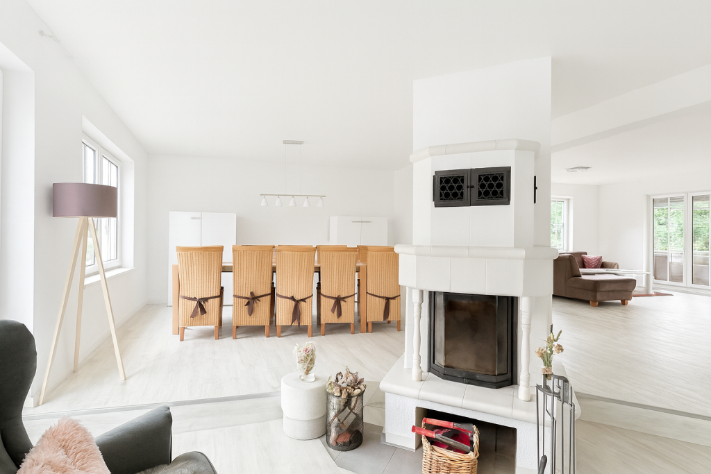 Kamin/Essbereich renoviert 