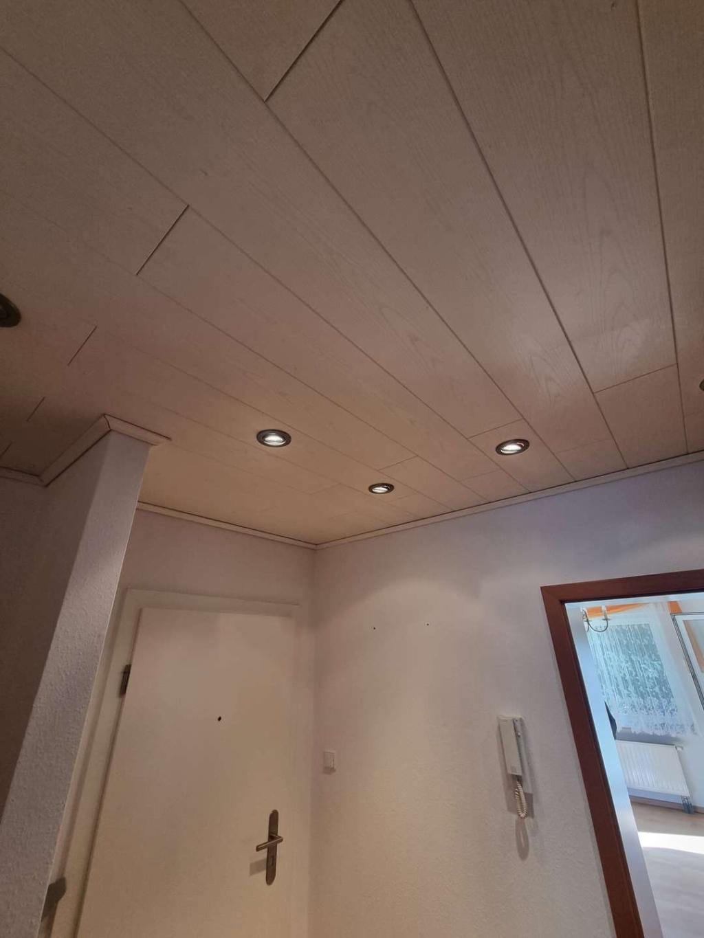 Spots im Eingangsbereich der Wohnung