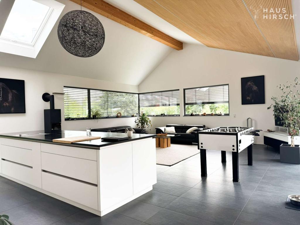 Küche mit Wohn-Essbreich