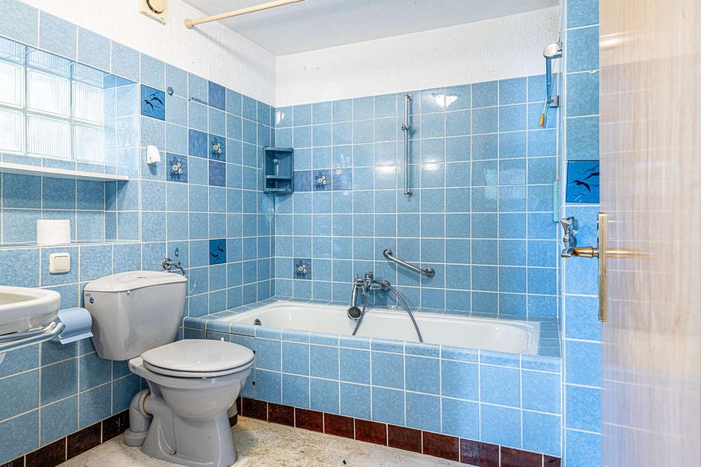 Badezimmer EG