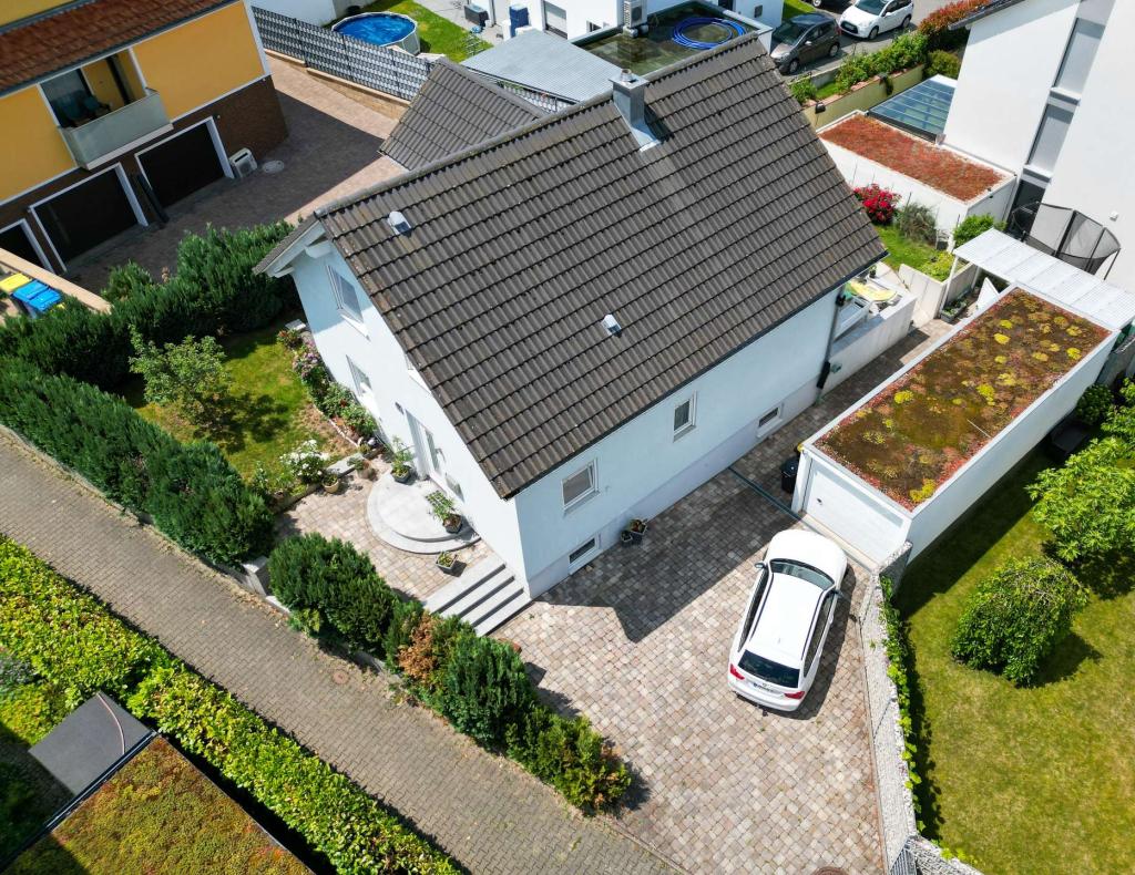 Draufsicht Garagenzufahrt