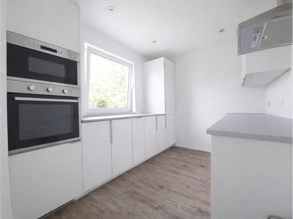Geräumige 3-Zimmer-Wohnung mit Einbauküche und traumhaften Ausblick! - Photo 4