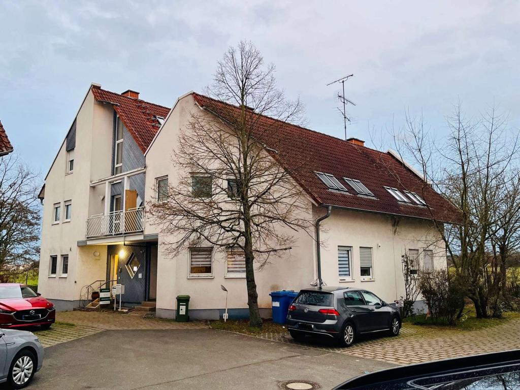 Vorderansicht von Sraße