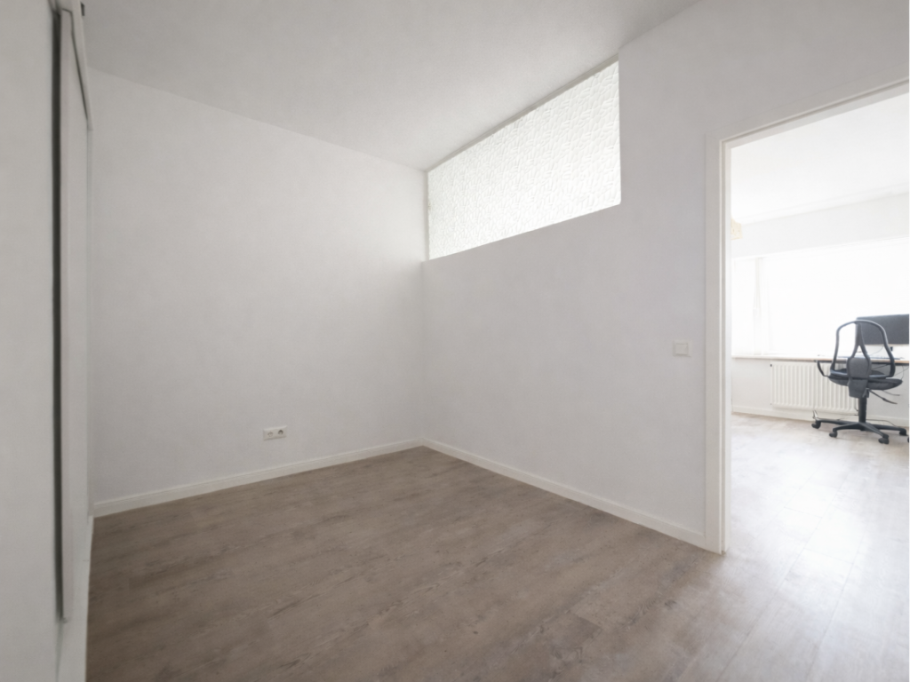 Geräumige 3-Zimmer-Wohnung mit Einbauküche und traumhaften Ausblick! - Photo 3