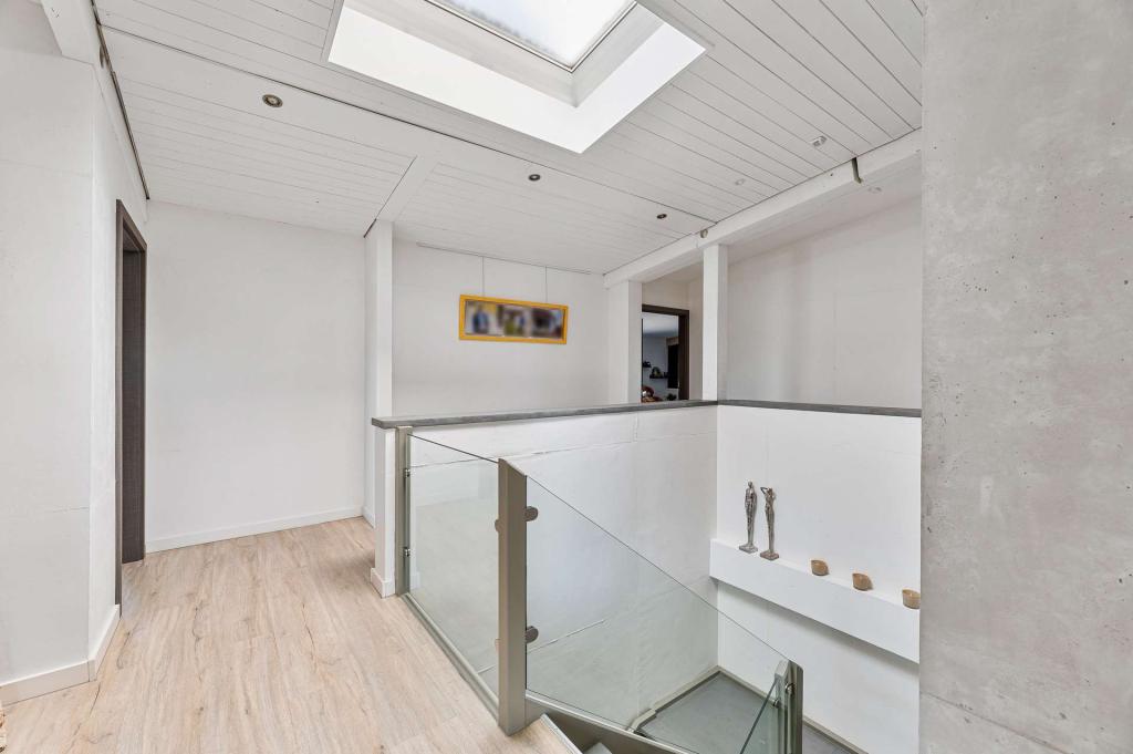 Treppenhaus in Betonoptik