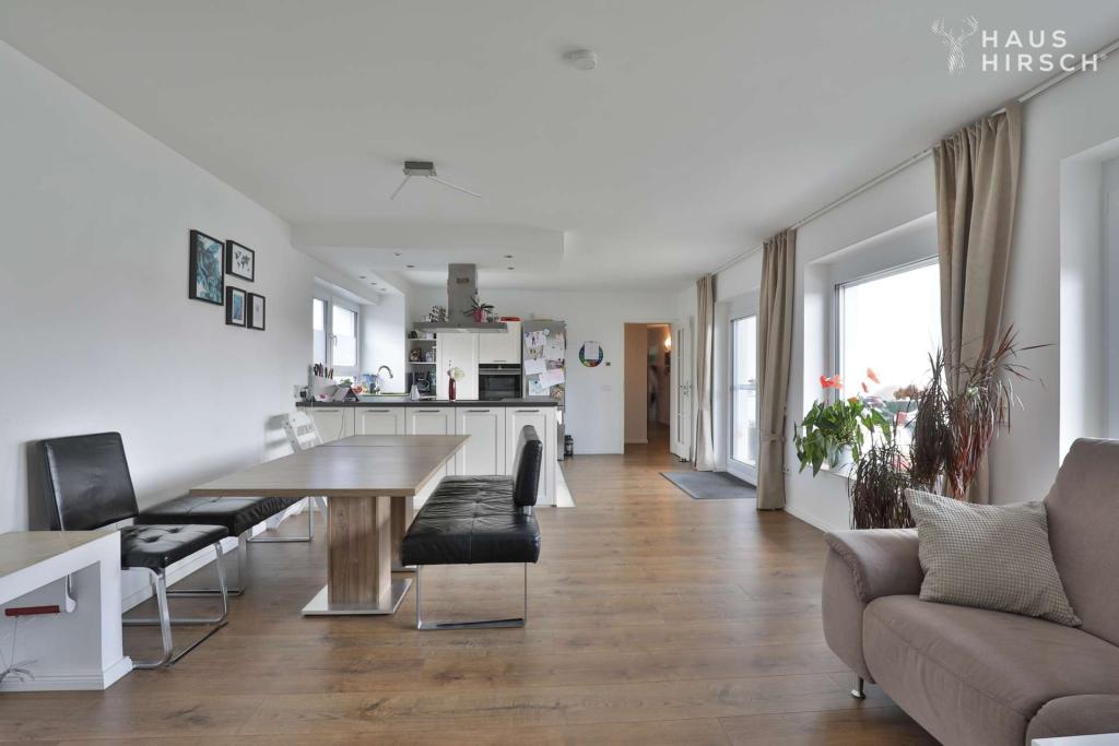 Immobilie in Blaustein - Vielseitiges modernes Mehr-Generationen Haus *Arbeit & Wohnen *Vermietung möglich - Bild 2