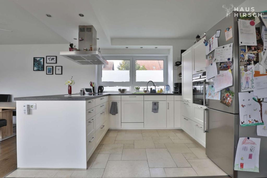 Immobilie in Blaustein - Vielseitiges modernes Mehr-Generationen Haus *Arbeit & Wohnen *Vermietung möglich - Bild 3