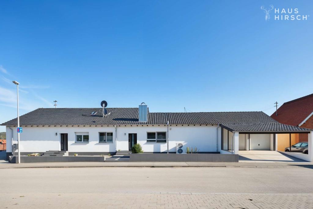 Immobilie in Blaustein - Vielseitiges modernes Mehr-Generationen Haus *Arbeit & Wohnen *Vermietung möglich - Bild 0