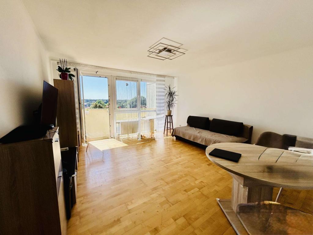 Wohn / Esszimmer