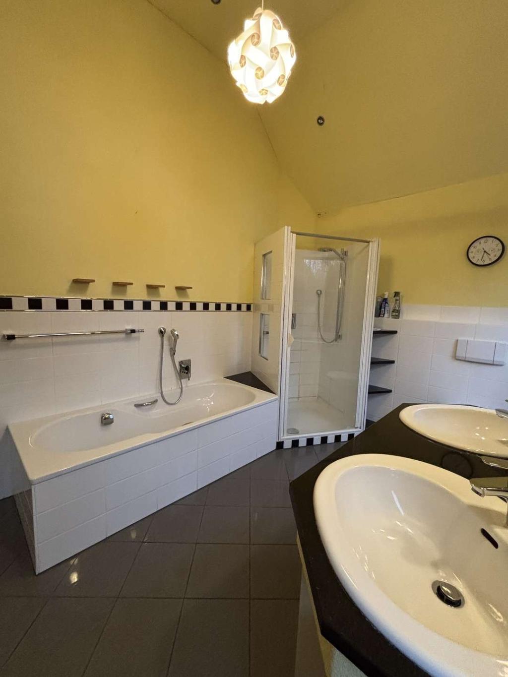 Badezimmer OG