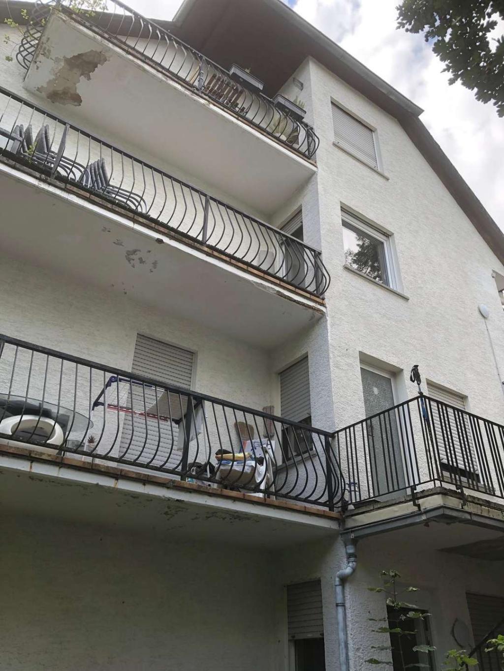 4153205-dCK1gVwNFy6W33psrUjHeEdu-Balkone2.jpeg