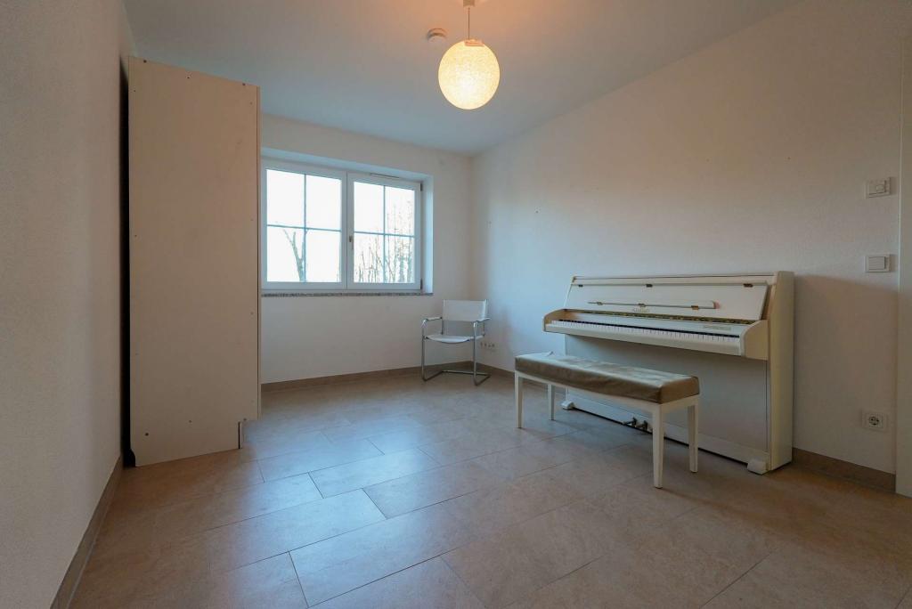 Kinderzimmer Oberes EG