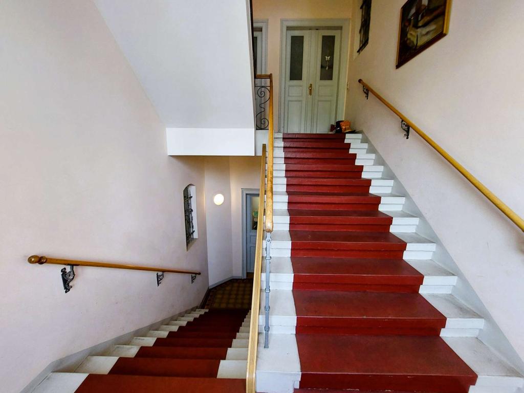 Gepflegtes Treppenhaus