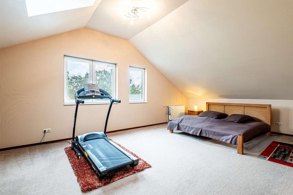 Schlafzimmer 2
