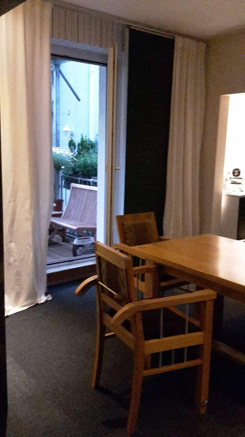 Blick zum Balkon