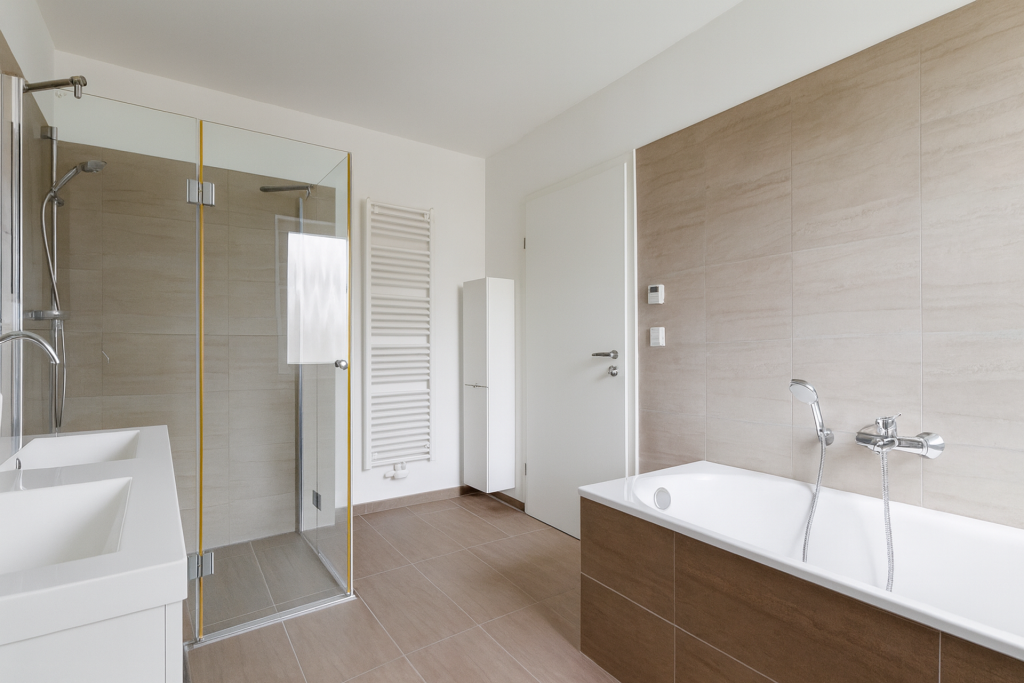 Badezimmer 1 2.OG