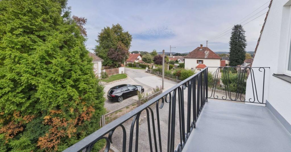 Balkon - (KI generiert)