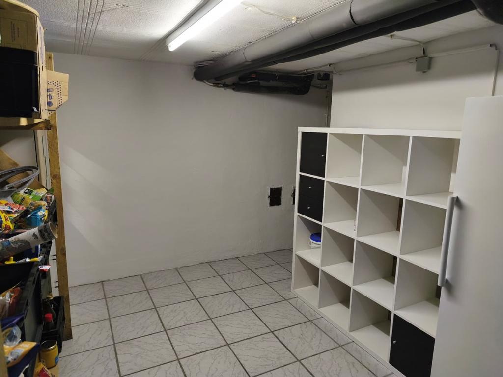 Kellerraum Raum 2.jpg