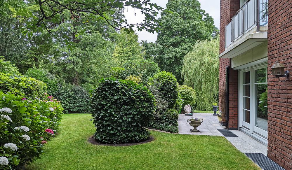 Gartenfläche im Sondereigentum um die gesamte Wohnung herum