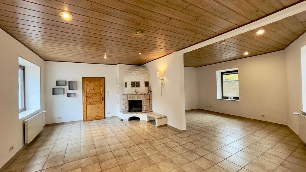 Gepflegte Doppelhaushälfte mit fünf Zimmern und Einbauküche in Bad Dürkheim - Photo 2